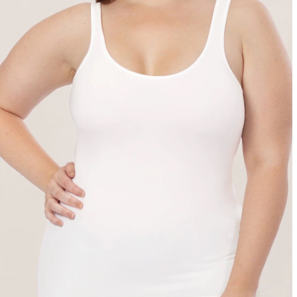 Shapermint NWT White All Day Everyday Scoop Neck Cami Tank